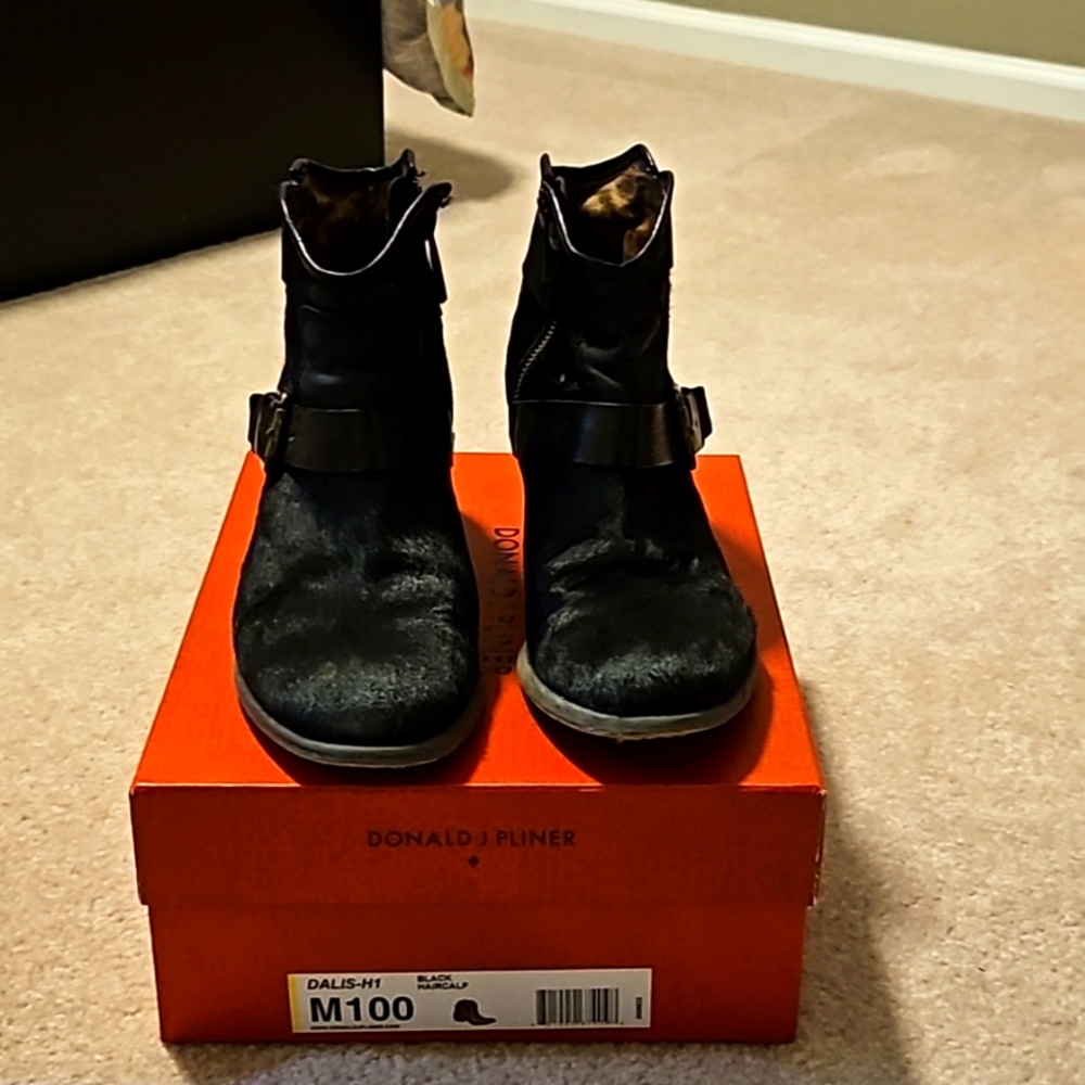 W Size 10 Black Haircalf Dalis Donald Pliner Booties